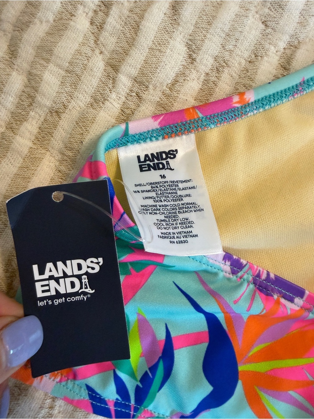 Bikini Top Bundle Size XL - Picture 9 of 9